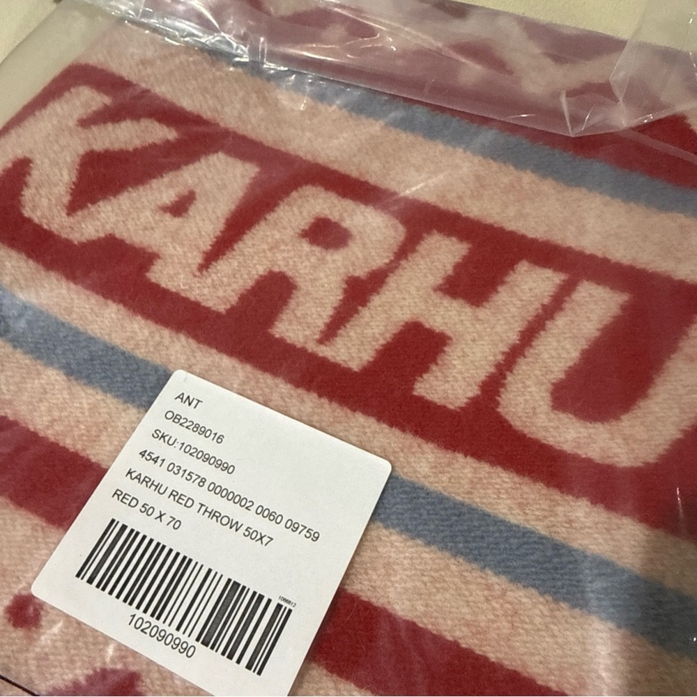 Anthropologie Festive wool Red and White Blanket throw karhu - Picture 3 of 5